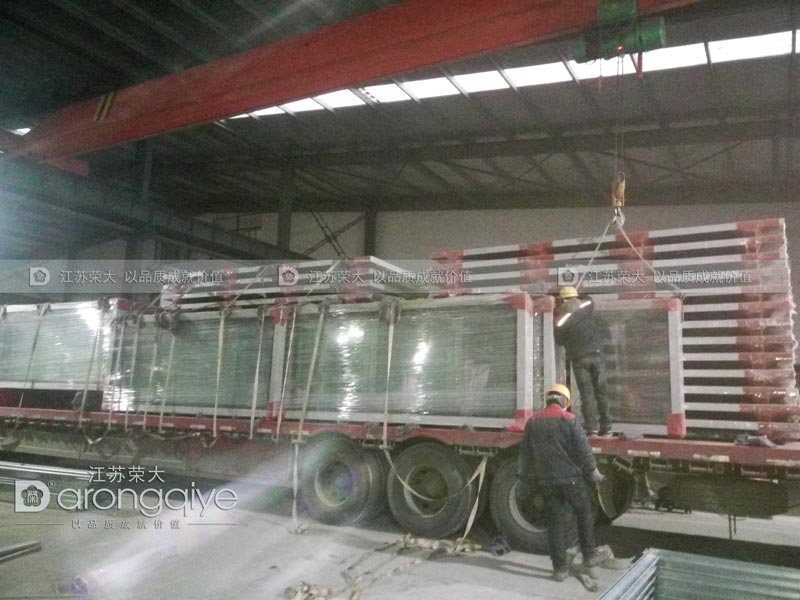 貴州公交候車(chē)亭發(fā)貨案例