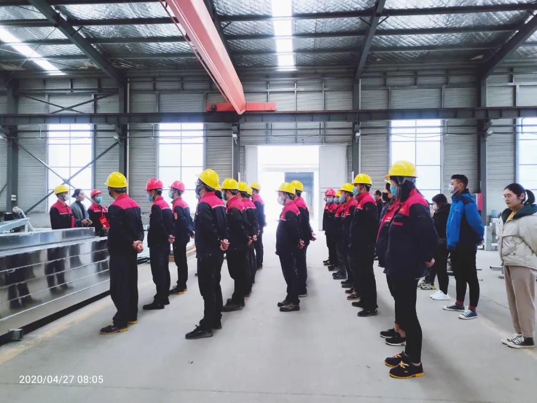 榮大公交候車亭廠家榮譽(yù)表彰例會(huì)配圖二