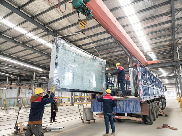 供應福建公交站臺候車亭發(fā)貨案例