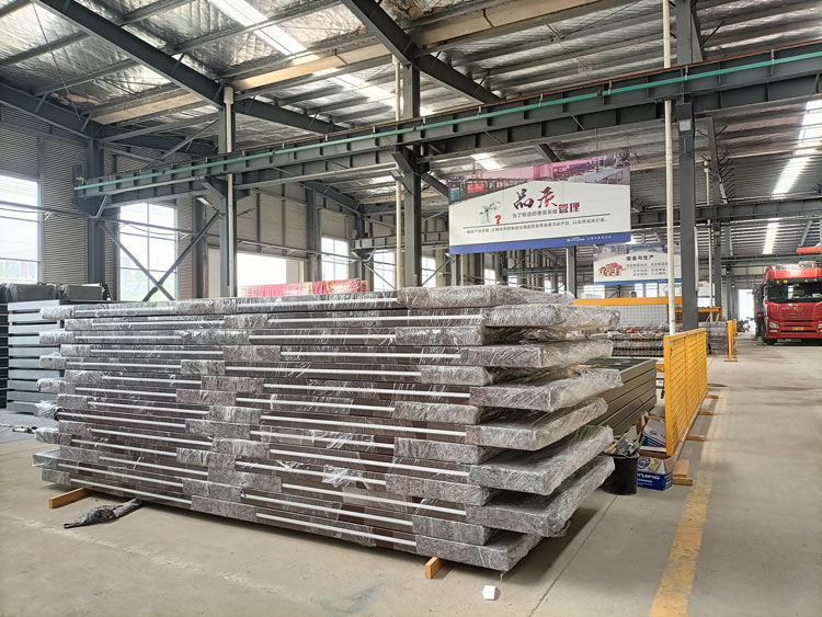 榮大供應(yīng)山西一批仿古候車亭