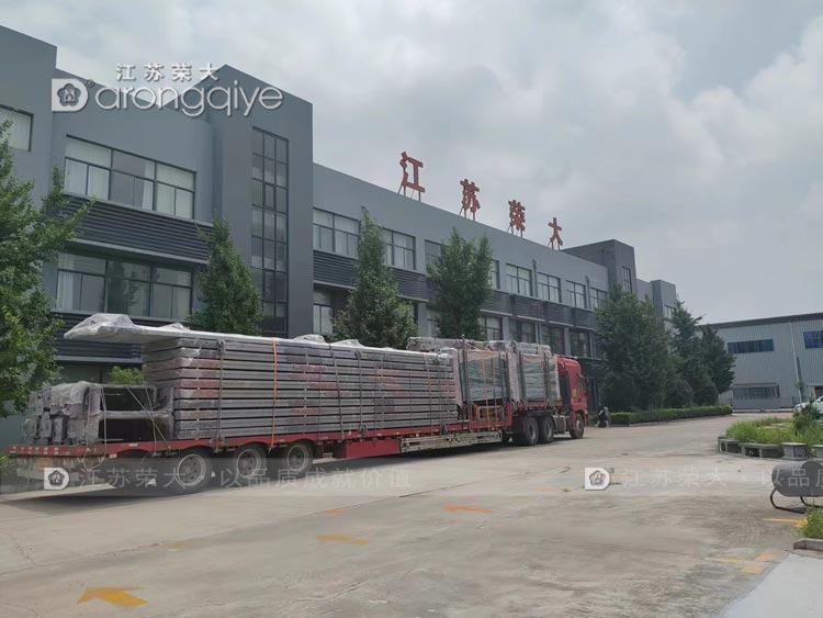 河北公交站臺第二批發(fā)貨